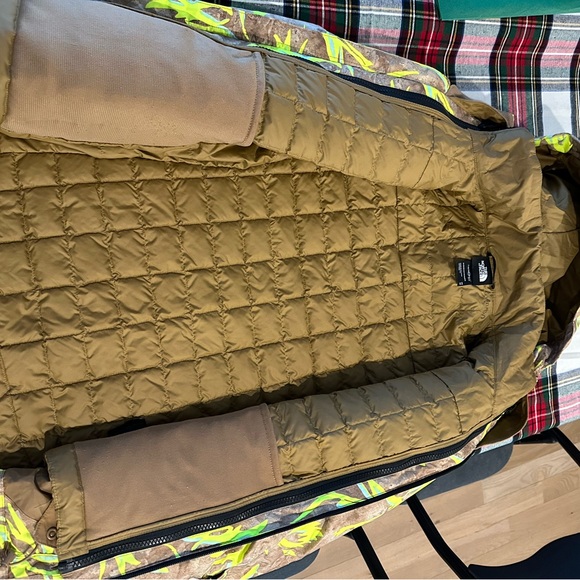 The North Face Brown ThermoBall Eco Jacket - Picture 4 of 6